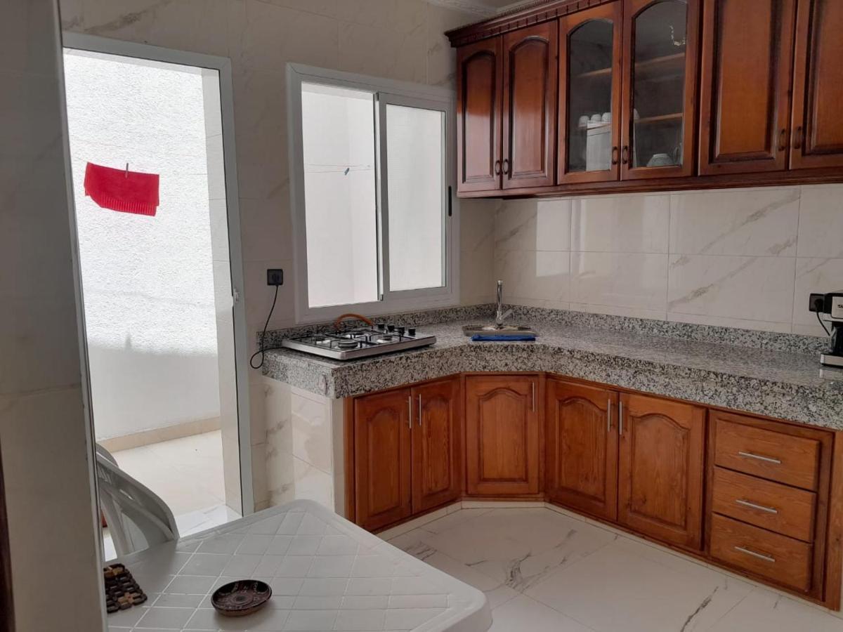Appartement Lazrak Tangier Bagian luar foto