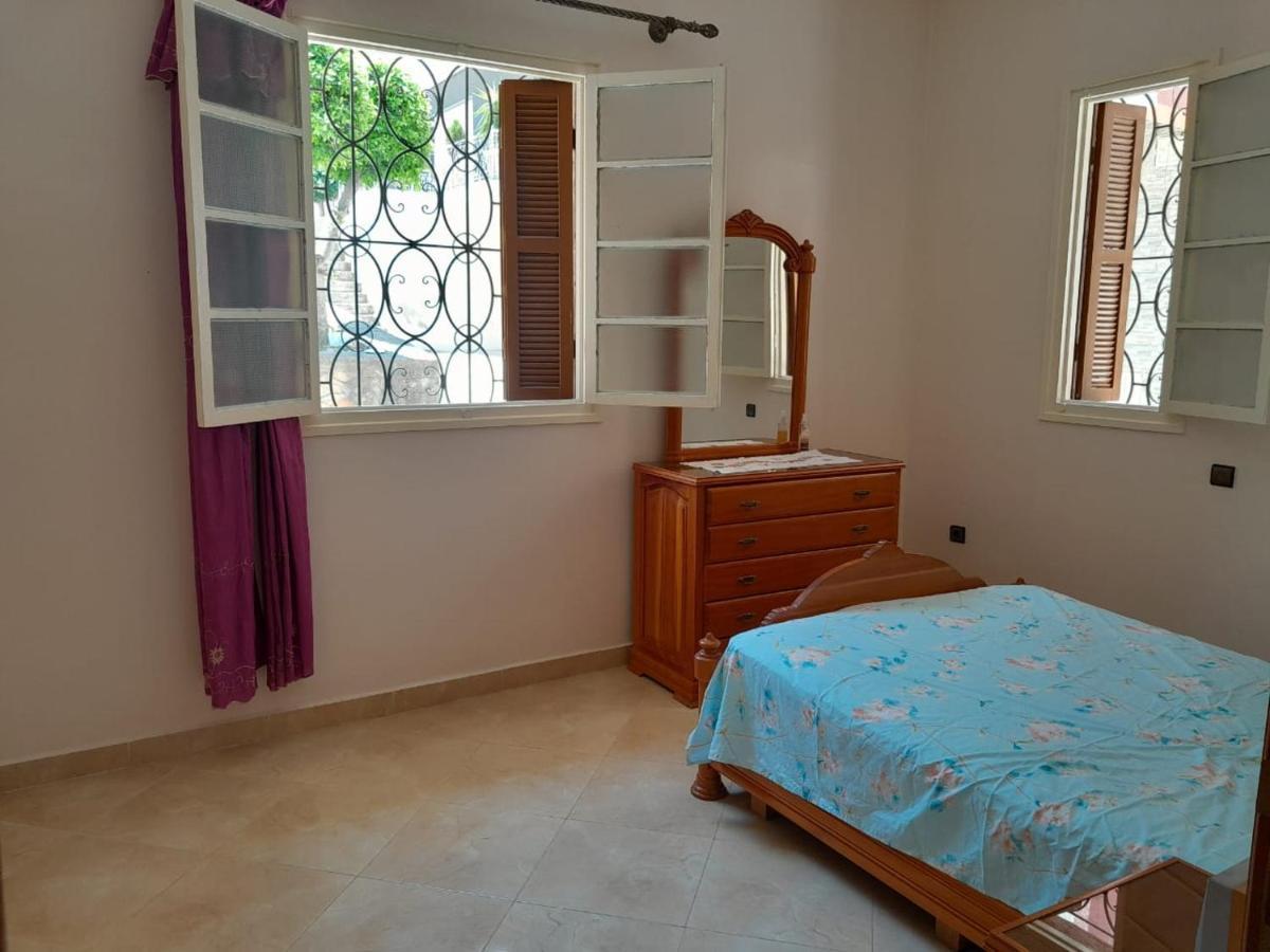 Appartement Lazrak Tangier Bagian luar foto